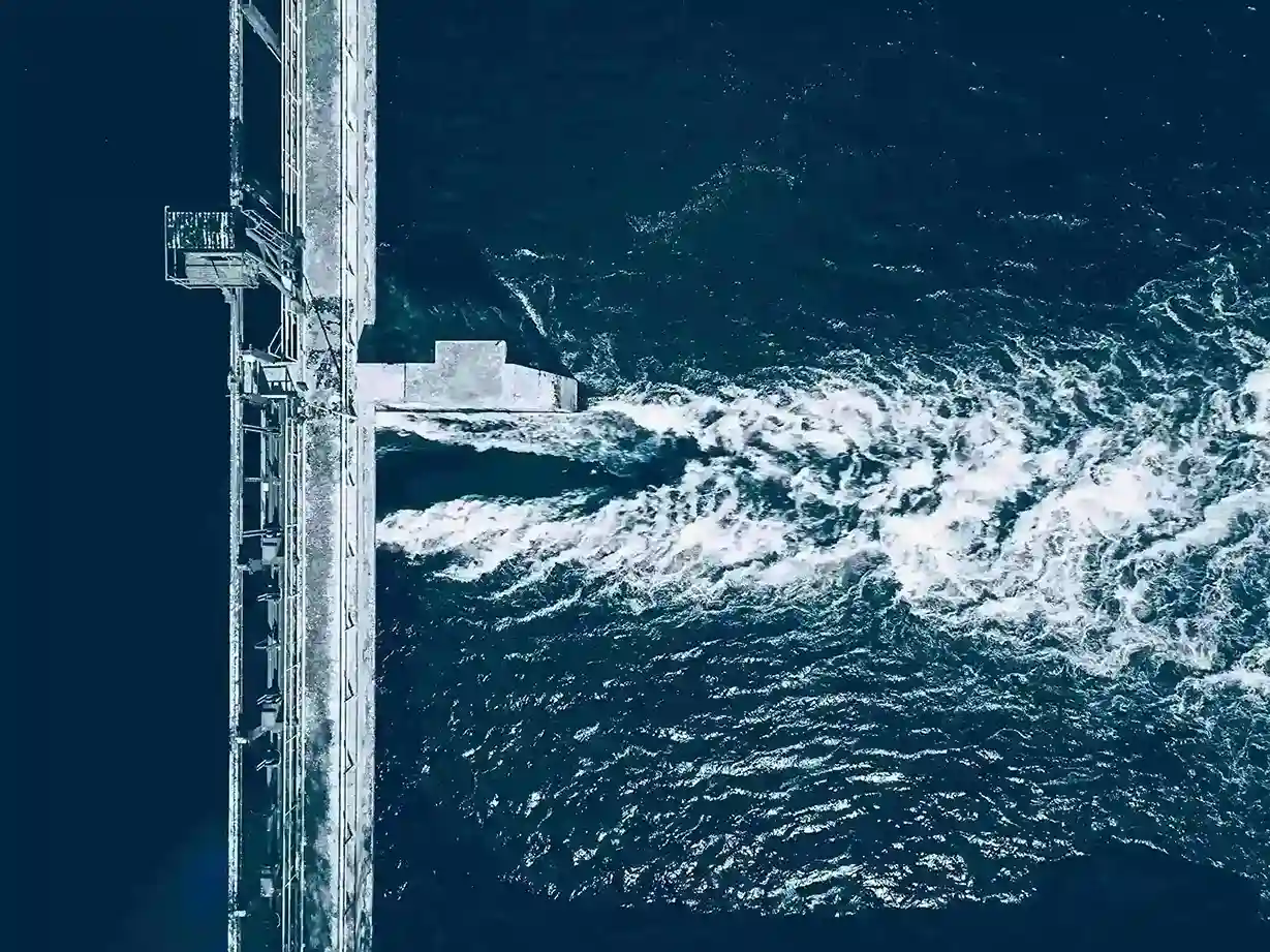 Extreme deepwater offshore operations